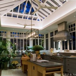 Ventilateur de plafond, Altus blanc brillant 106 Cm, pales Chêne, idéal pour café hôtel restaurant, Modern Fan Compgny